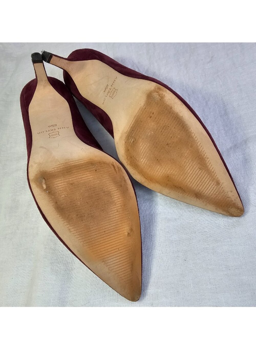 Ann Taylor Eryn Suede Pump 2.75” Kitten Heel Pointed Toe Scarpin 8.5 Plum Rose - Picture 8 of 13